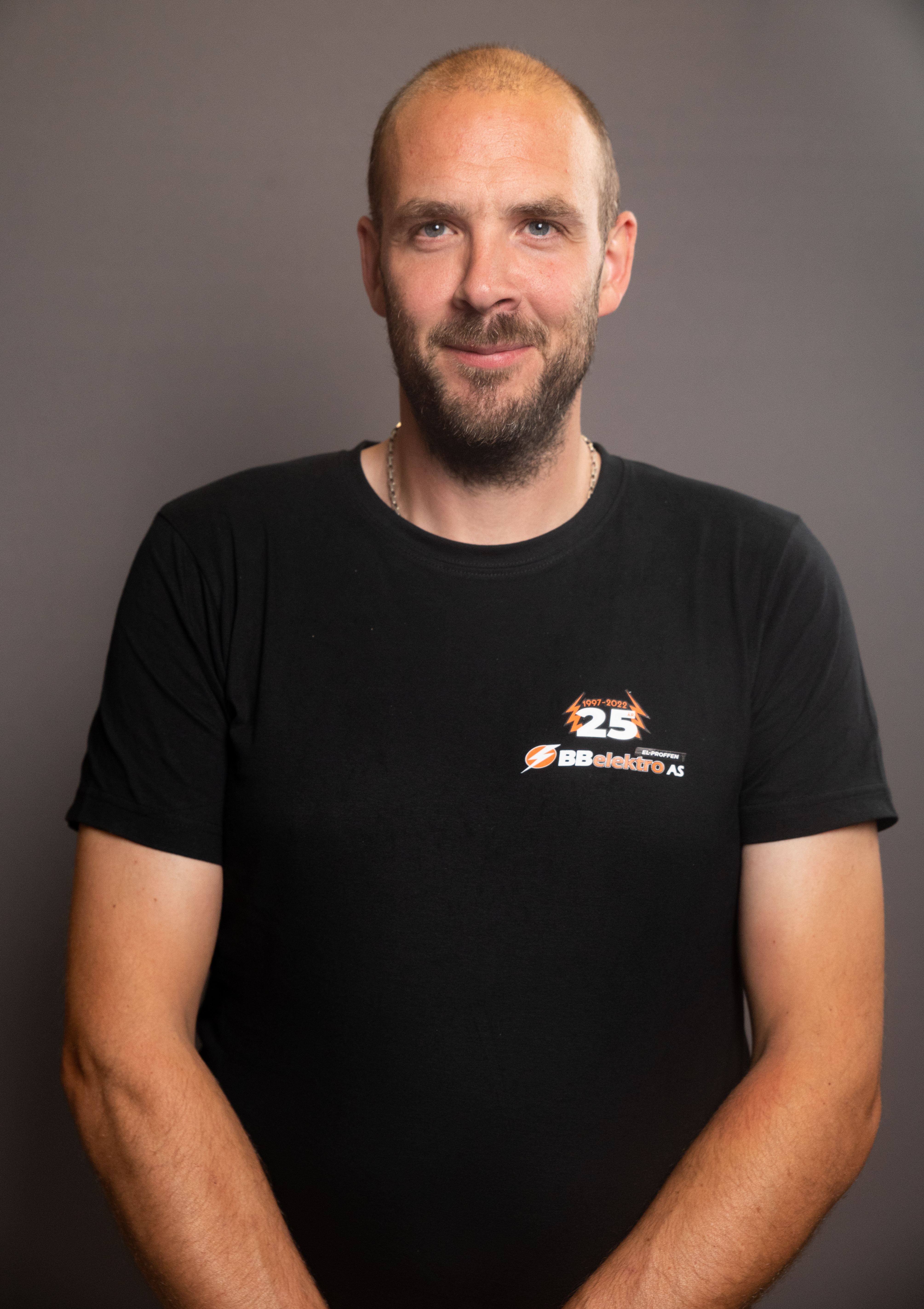 Foto av Eirik Rørtveit. Montør og medeier i BB Elektro AS