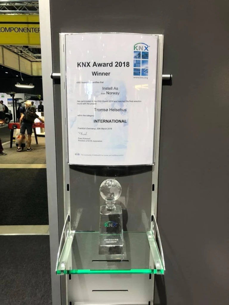 Instell AS vant den prestisje tunge prisen for beste europeiske løsning under KNX Awards i Frankfurt. Foto