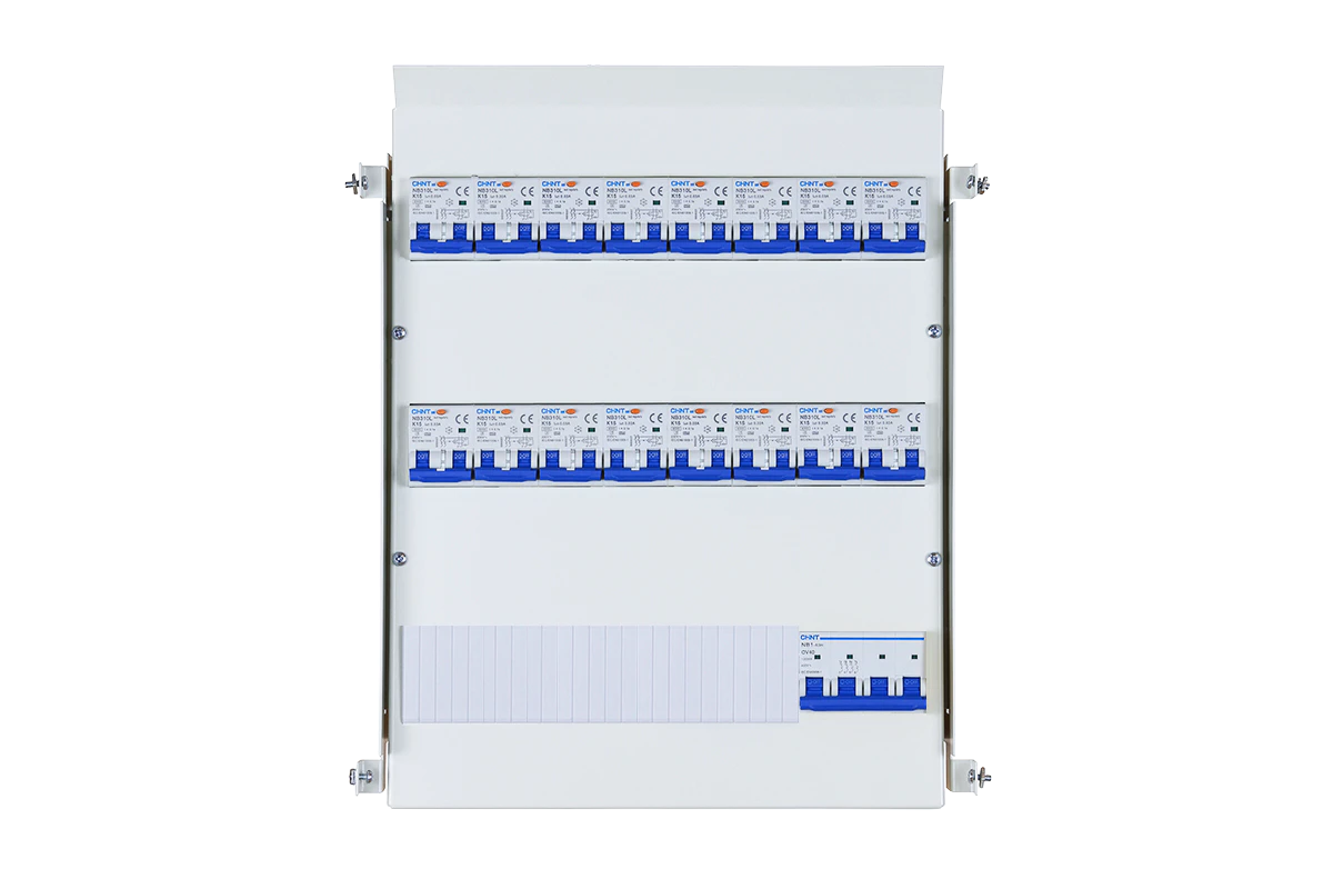 Rehabiliert sikringsskap med 2 rader. Foto