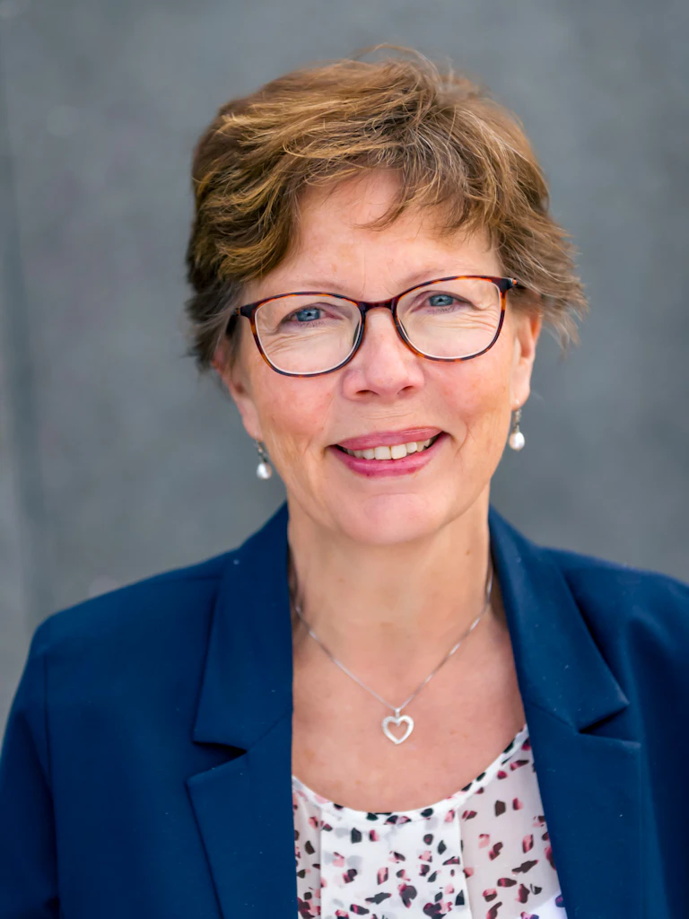 Elma Liane er regnskapsansvarlig i EL-PROFFEN