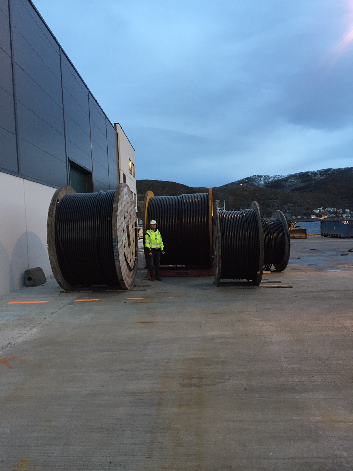 Kabeltromler brukt til landstrøm ved havbruk installert av Gagama Elektro