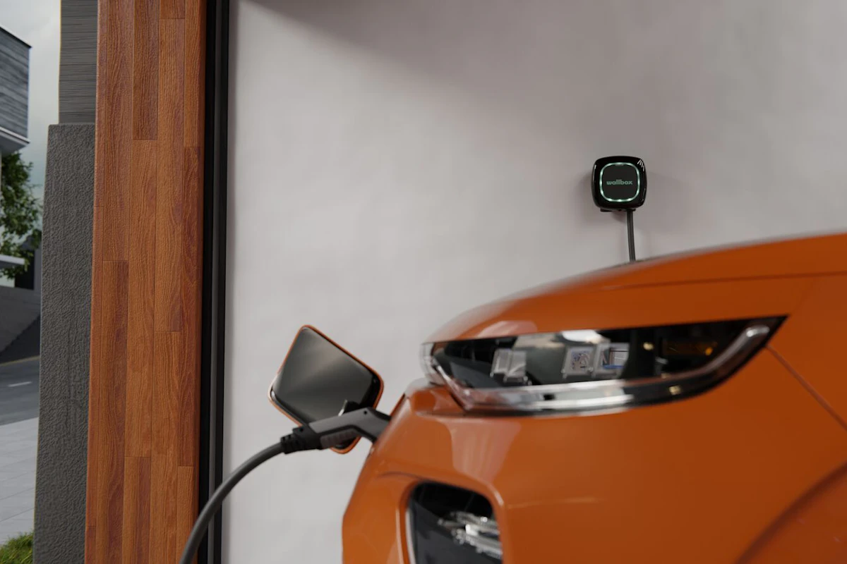 Wallbox elbillader lader KIA Soul. Foto.