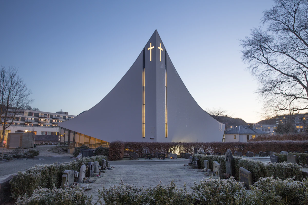 Lgård kirke frost utebelysning