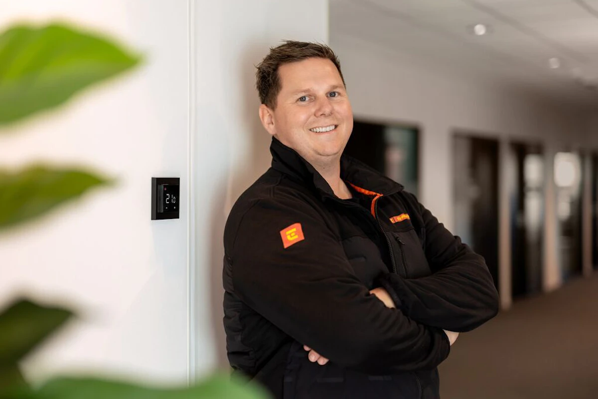 Elektriker med termostat