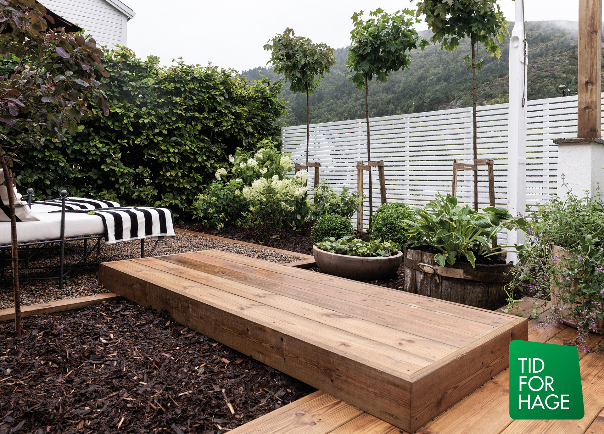 Tid for hage sesong 5 episode 5 Etterbilde liten bro over barken.